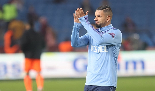 Bruno Peres, 11'de başladı