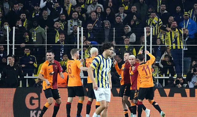 Fenerbahçe'ye Kadıköy’de ezeli rakibinden ağır yenilgi