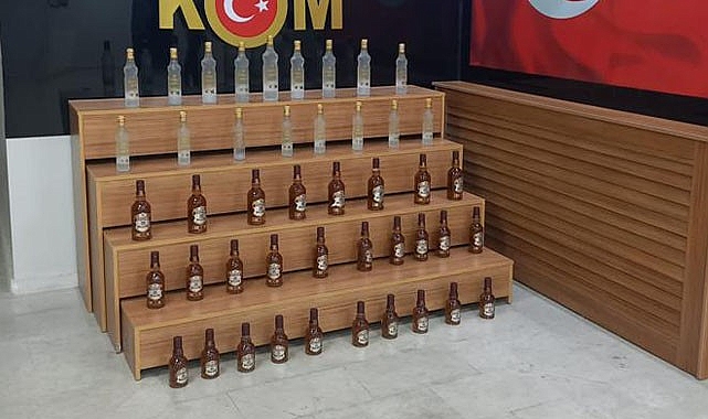 Şanlıurfa'da 45 şişe sahte alkol ele geçirildi