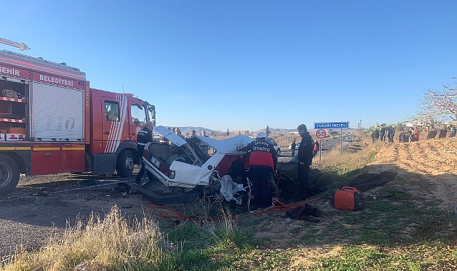 Şanlıurfa'da düğüne giden araç kaza yaptı: 3 ölü