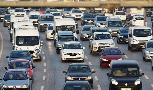 Trafiğe kaydı yapılan taşıt sayısı Aralık ayında yüzde 109,2 arttı