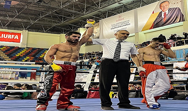 Urfa'da düzenlenen Kick Boks turnuvasında Emre Karaca birinci oldu