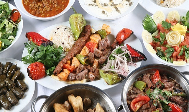 Deprem sonrasında strese bağlı yeme bozukluklarına dikkat!