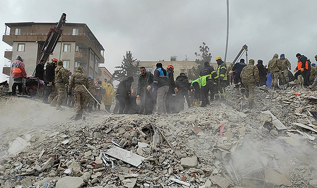 Şanlıurfa'da arama kurtarma çalışmaları devam ediyor