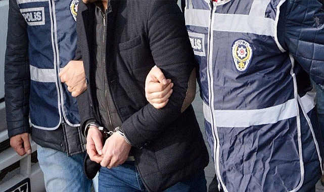 Yıkılan binalarla ilgili soruşturmada 10 ilde 24 şüpheli tutuklandı