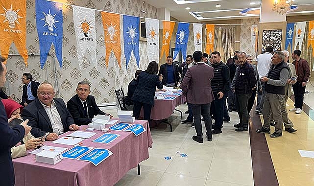 AK Parti'de temayül yoklaması başladı