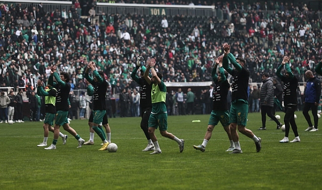 Bursa’da 40 bin taraftar stadyumu doldurdu