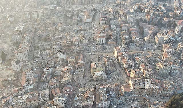 Depremde hayatını kaybedenlerin sayısı 50 bin 96'ya yükseldi