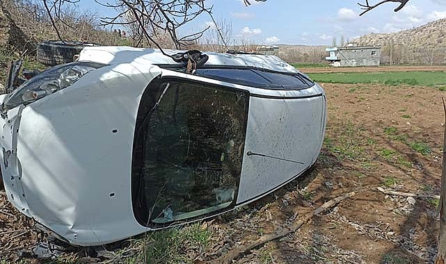 Direksiyon hakimiyetini kaybettiği araç uçurumdan yuvarlandı