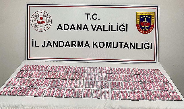 Durdurulan araçta çok sayıda uyuşturucu hap ele geçirildi