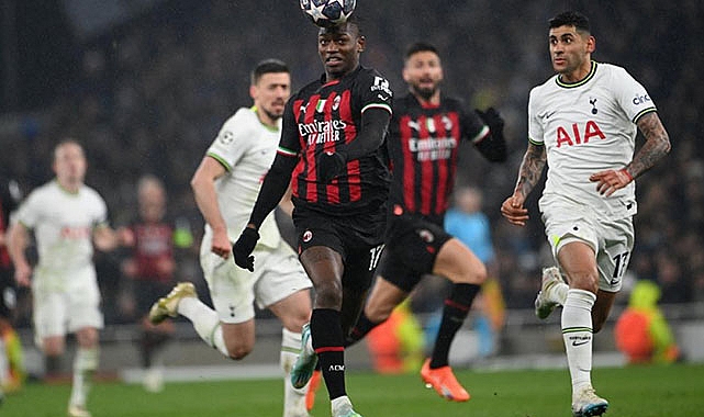 Milan, Şampiyonlar Ligi'nde çeyrek final biletini aldı