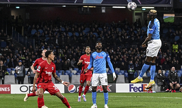 Napoli, Şampiyonlar Ligi’nde ilk kez çeyrek finalde