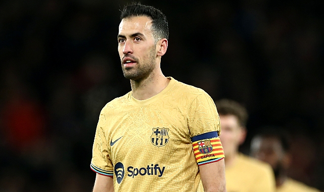 Sergio Busquets, El Clasico tarihine geçti