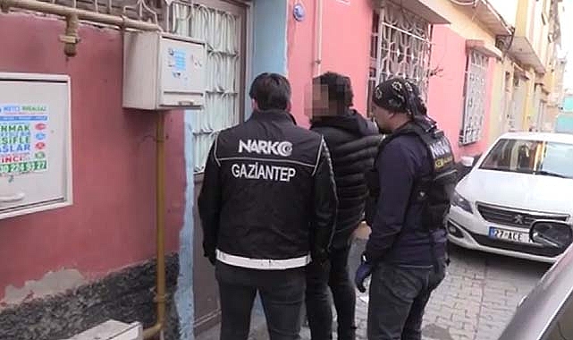 Sosyal medya operasyonu: 11 gözaltı
