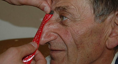 Dünyanın en uzun burunlu adamı hayatını kaybetti
