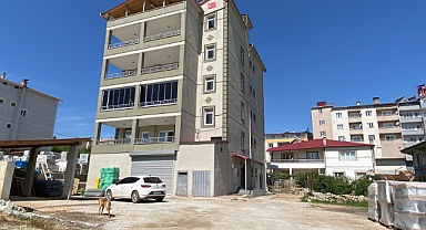 Adana'da jandarma komutanı evinde ölü bulundu