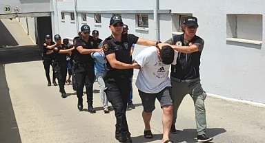 Dolmuş sürücülerinin yolcu kavgası kanlı bitti