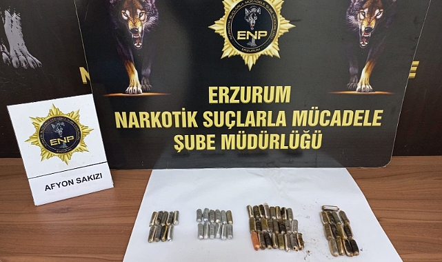 Yabancı uyruklu kadın uyuşturucuyla yakalandı