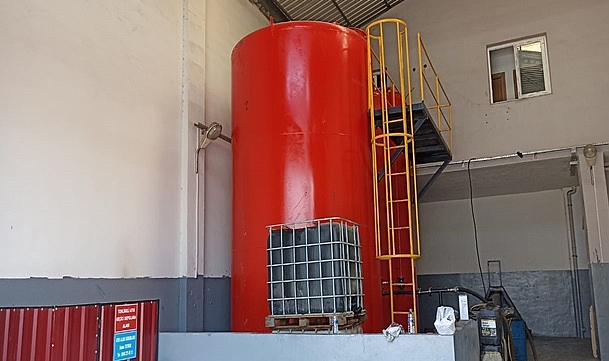 Adana'da 38 bin litre kaçak akaryakıt ele geçirildi