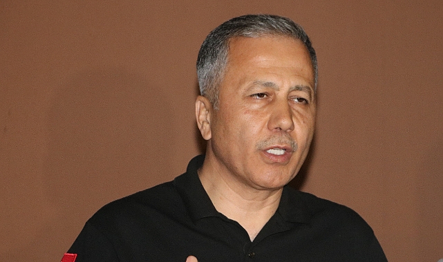 Bakan Yerlikaya: “Yanan 7 evimiz var, dört araçta da hasar var”