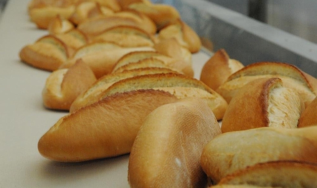 Denizli’de ekmek ve simit 7 lira oldu