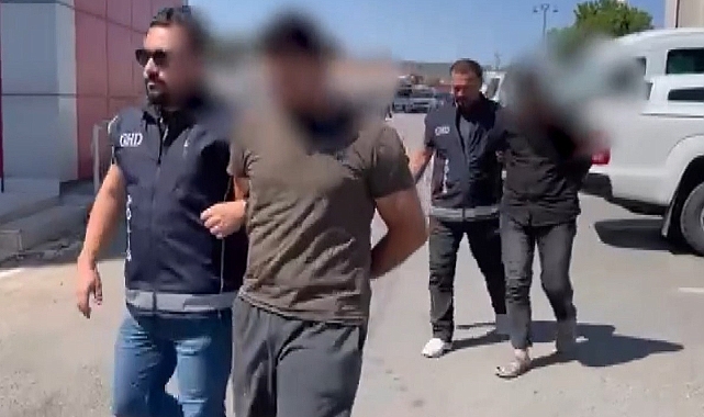 Düzensiz göçmenler yakalandı, 2 organizatör tutuklandı