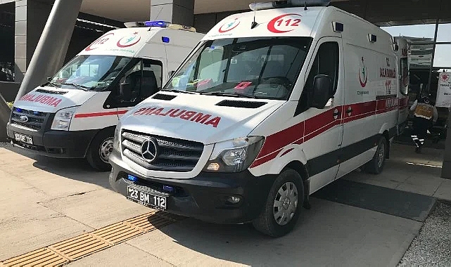 İşçileri taşıyan çapa motoru şarampole yuvarlandı: 6 yaralı