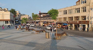 Mardin, sıcak havaya rağmen turistlerin rotasında