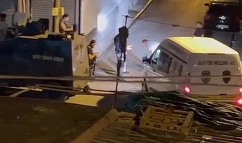 Sokak ortasında tartışmada silahlar çekildi: 1 yaralı