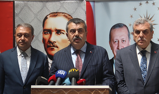 Bakan Tekin yeni eğitim öğretim yılında hayata geçecek uygulamaları açıkladı