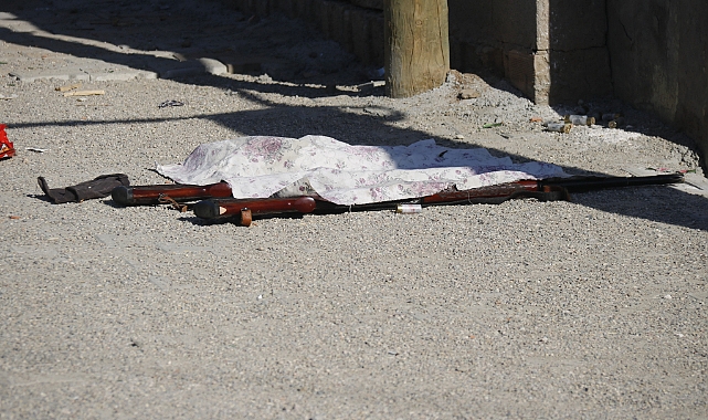 Barış yemeğinde kan aktı: Çok sayıda yaralı var