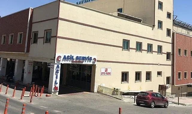 Bozava'da otomobilin çarptığı çocuk öldü