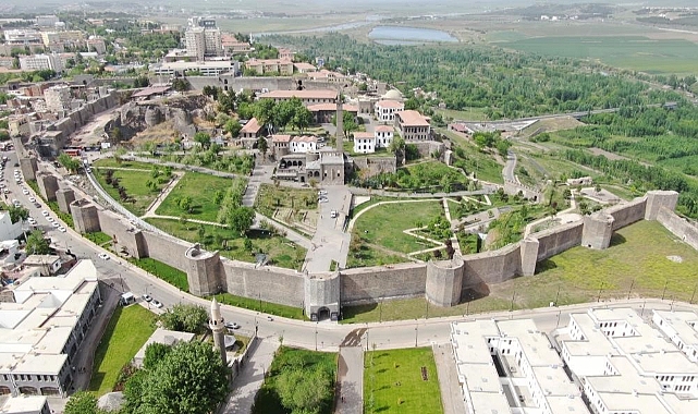 Diyarbakır Sur, ‘Dünyanın en eski şehirleri’ listesinde yanlış sırada yer aldı'