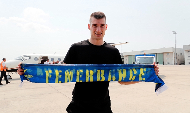 Dominik Livakovic, Fenerbahçe için İstanbul’da