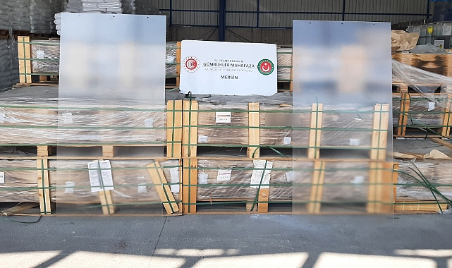 Gümrük Muhafaza ekipleri tonlarca kaçak cam ele geçirdi