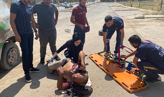 Kontrolden çıkan minibüs takla attı: 1 yaralı