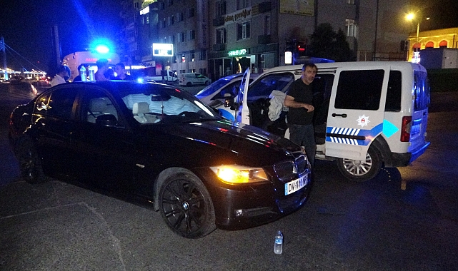 Polis aracı ile otomobil çarpıştı: 1’i polis 2 yaralı