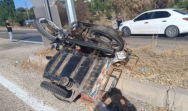  Sepetli motosiklet ile otomobil çarpıştı: 1 yaralı