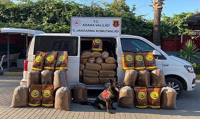 Bir araçta yapılan aramada kilolarca tütün ele geçirildi