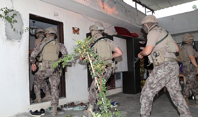 Dublörlü dolandırıcılık çetesine operasyon: 21 gözaltı