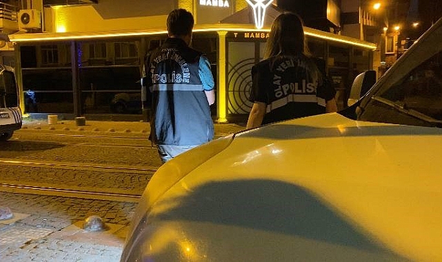 Eğlence mekanında silahlı kavga : 2 yaralı
