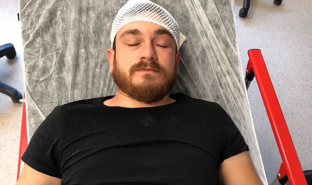 Trafikte tartıştığı sürücünün başına çekiçle vurdu
