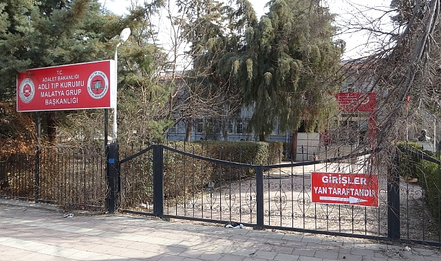 8'inci kattan düşen çocuk hayatını kaybetti