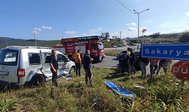 Duble yolda feci kaza: Yaralılar var