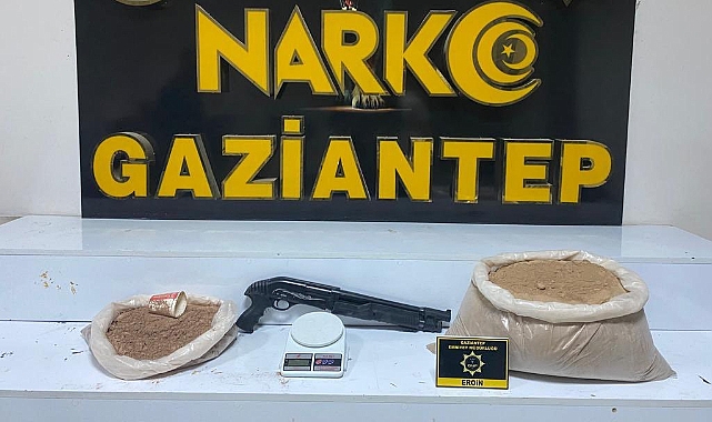 Gaziantep'te kilolarca eroin ele geçirildi: 3 şahıs tutuklandı