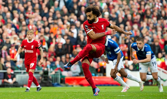 Merseyside derbisini kazanan Liverpool oldu