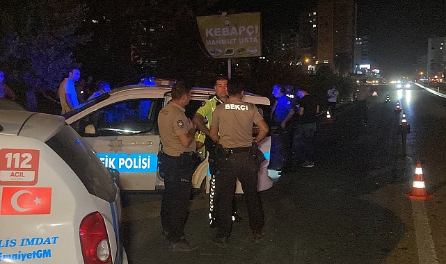 Mersin'de kardeşlere çarpan sürücü kaçtı: Ölü ve yaralı var