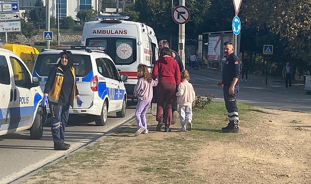 Otomobille ticari taksi çarpıştı: Yaralılar var