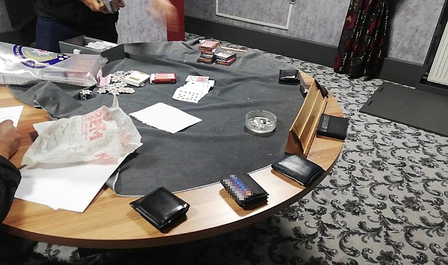 POS cihazı ile kumar oynatıp tefecilik yapan şebekeye operasyon