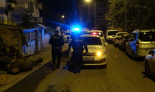 Sokak ortasında silahlı saldırı iddiası: 2 yaralı